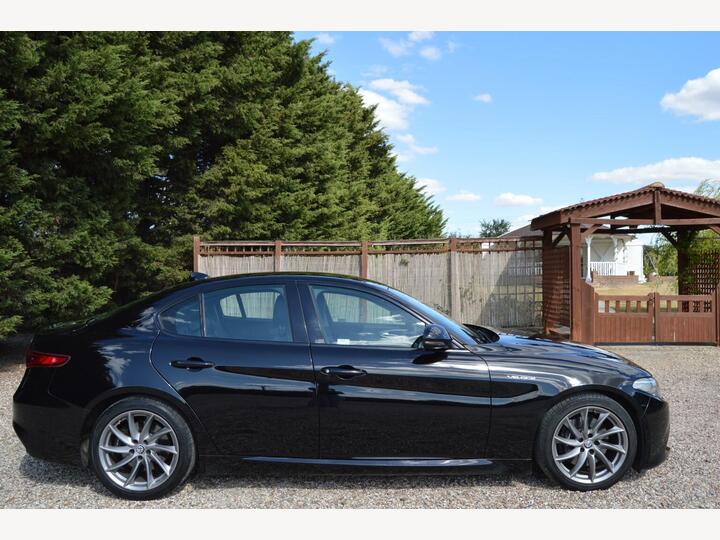 Alfa Romeo GIULIA 2.0T Veloce Auto Euro 6 (s/s) 4dr