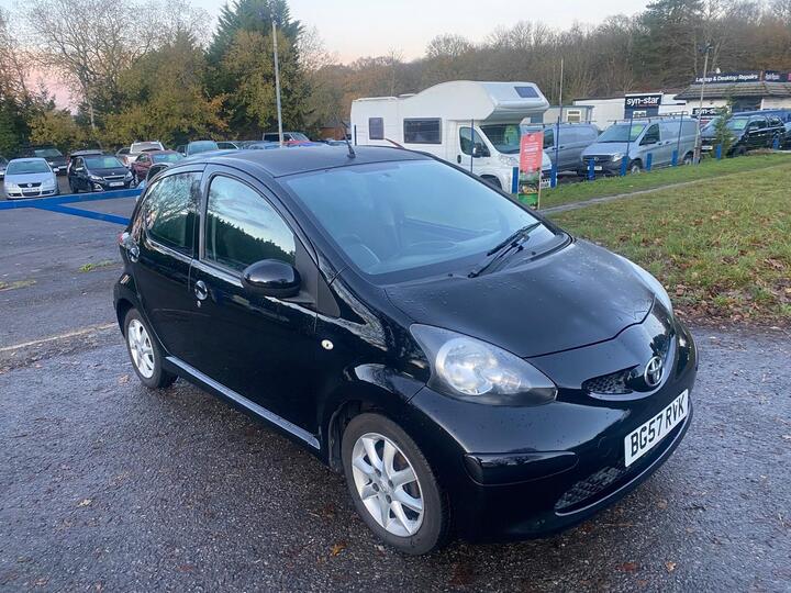 Toyota AYGO 1.0 VVT-i Black Euro 4 5dr
