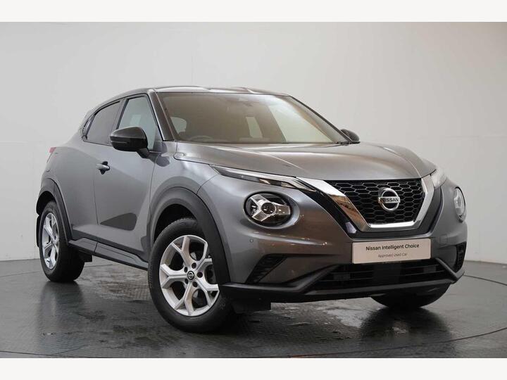 Nissan Juke 1.0 DIG-T N-Connecta Euro 6 (s/s) 5dr Nissan Juke 1.0 DIG-T N-Connecta Euro 6 (s/s) 5dr