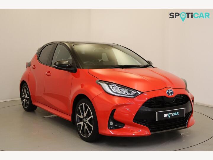 Toyota Yaris 1.5 VVT-h Launch Edition E-CVT Euro 6 (s/s) 5dr Toyota Yaris 1.5 VVT-h Launch Edition E-CVT Euro 6 (s/s) 5dr