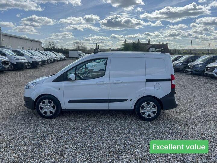 Ford Transit Courier Petrol SWB Low Roof Trend Air Con Alloys Sat Nav E