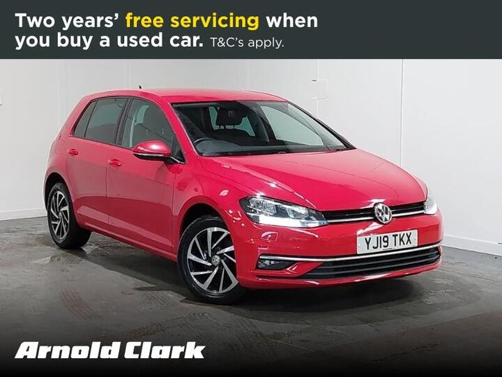 Volkswagen Golf 1.6 TDI Match Euro 6 (s/s) 5dr Volkswagen Golf 1.6 TDI Match Euro 6 (s/s) 5dr