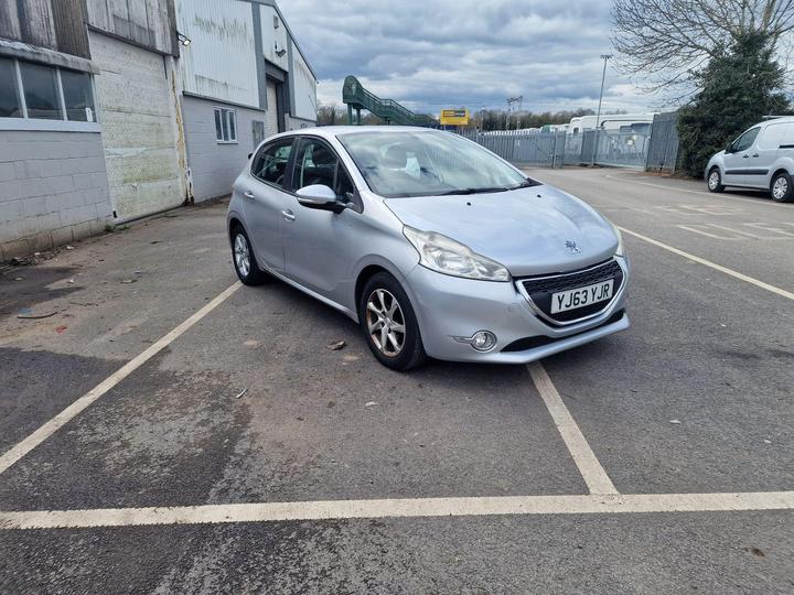 Peugeot 208 1.2 VTi Active Euro 5 5dr