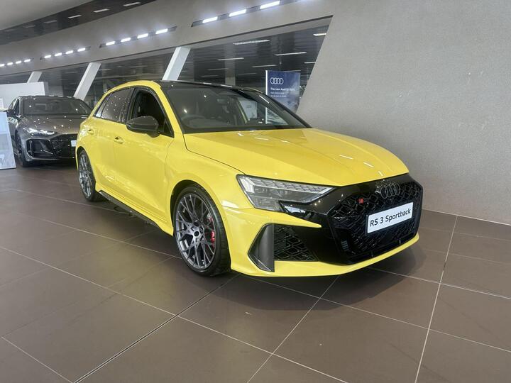 Audi RS3 2.5 TFSI Carbon Vorsprung Sportback S Tronic Quattro Euro 6 (s/s) 5dr