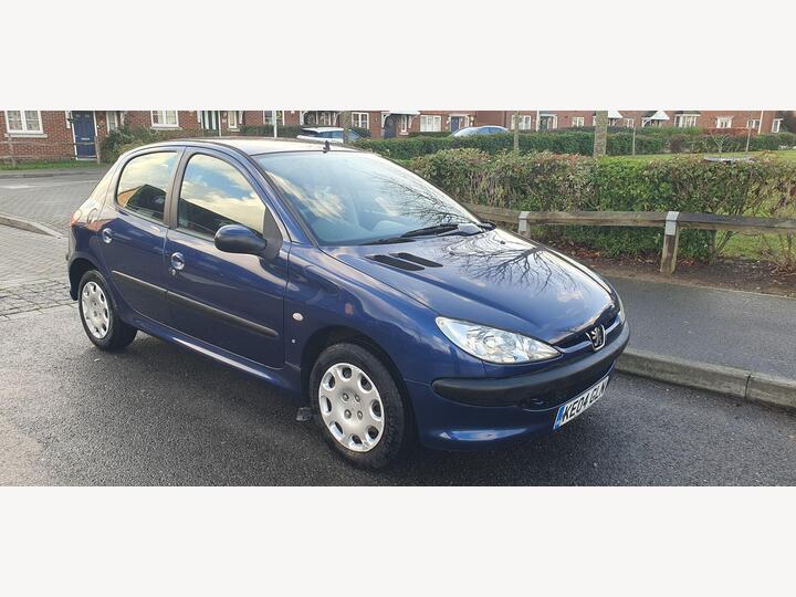Peugeot 206 1.4 8v S 5dr (a/c) Peugeot 206 1.4 8v S 5dr (a/c)
