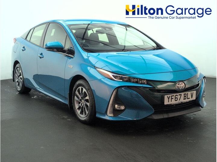 Toyota PRIUS 1.8 VVT 8.8kWh Business Edition Plus CVT Euro 6 (s/s) 5dr Toyota PRIUS 1.8 VVT 8.8kWh Business Edition Plus CVT Euro 6 (s/s) 5dr