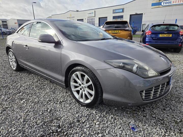 Renault LAGUNA 2.0 DCi Dynamique TomTom Euro 5 2dr