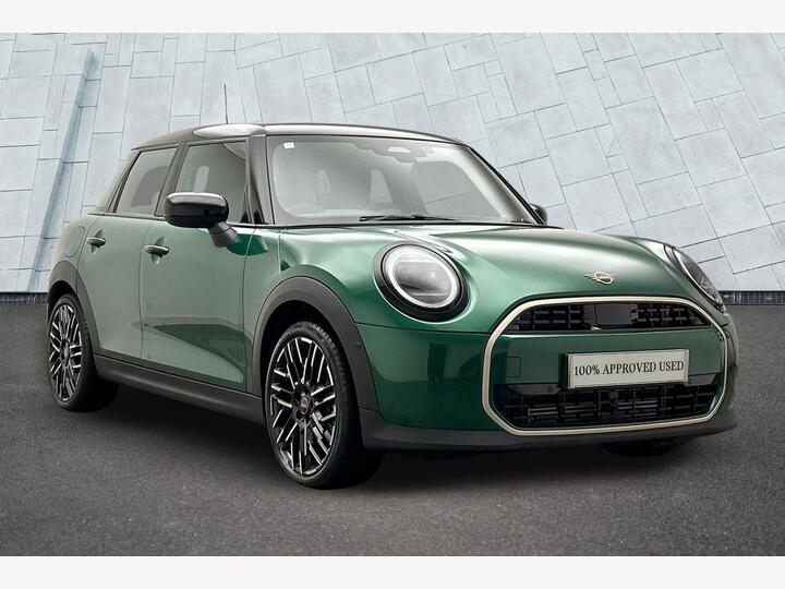 MINI Cooper 1.5C Exclusive Steptronic Euro 6 (s/s) 5dr