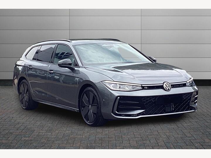 Volkswagen Passat 1.5 ETSI MHEV R-Line DSG Euro 6 (s/s) 5dr