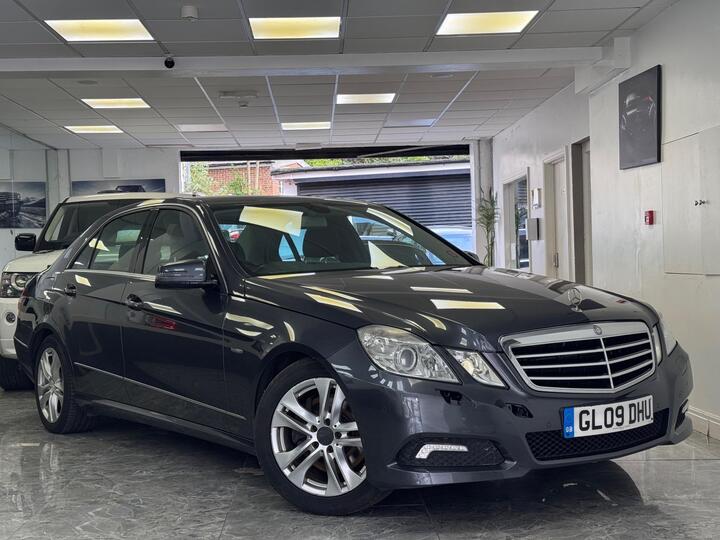 Mercedes-Benz E Class 3.5 E350 CGI V6 BlueEfficiency Avantgarde G-Tronic Euro 5 4dr