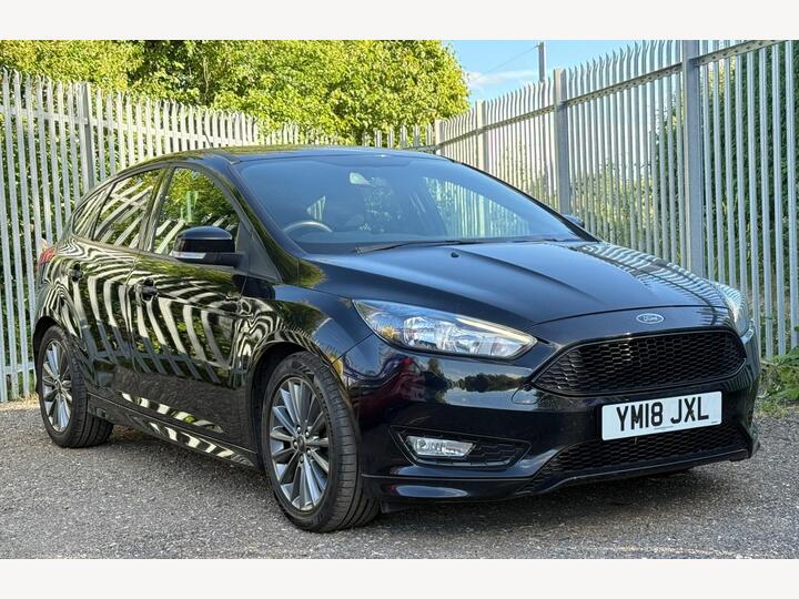 Ford Focus 1.0T EcoBoost ST-Line Euro 6 (s/s) 5dr