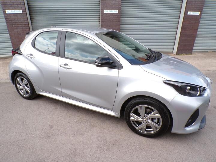 Mazda 2 Hybrid 1.5h Exclusive-Line CVT Euro 6 (s/s) 5dr Mazda 2 Hybrid 1.5h Exclusive-Line CVT Euro 6 (s/s) 5dr