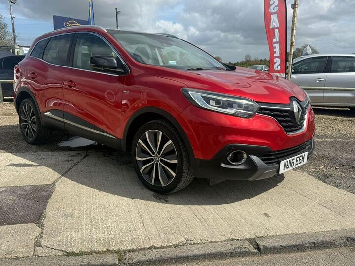 Renault Kadjar 1.5 DCi Signature Nav Euro 6 (s/s) 5dr Renault Kadjar 1.5 DCi Signature Nav Euro 6 (s/s) 5dr