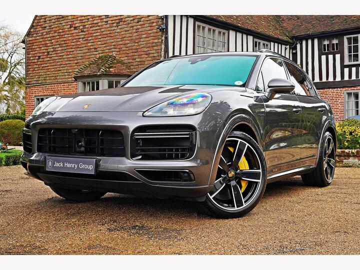 Porsche CAYENNE 4.0 V8 E-Hybrid 14.1kWh Turbo S TiptronicS 4WD Euro 6 (s/s) 5dr