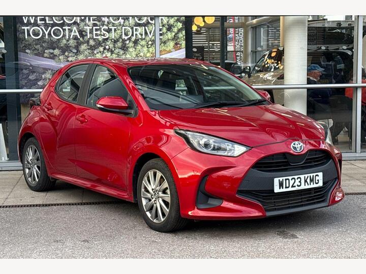 Toyota Yaris 1.5 VVT-h Icon E-CVT Euro 6 (s/s) 5dr