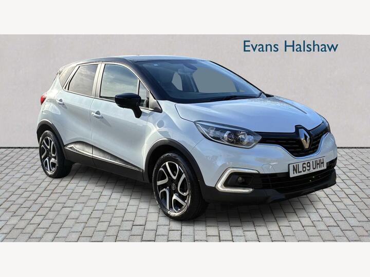 Renault CAPTUR HATCHBACK 1.3 TCe ENERGY Iconic EDC Euro 6 (s/s) 5dr Renault CAPTUR HATCHBACK 1.3 TCe ENERGY Iconic EDC Euro 6 (s/s) 5dr
