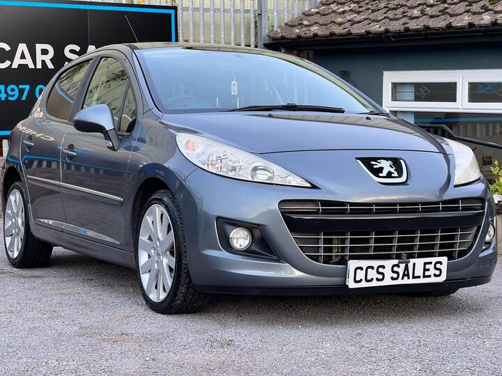 Peugeot 207 1.6 HDi Allure Euro 5 5dr Peugeot 207 1.6 HDi Allure Euro 5 5dr