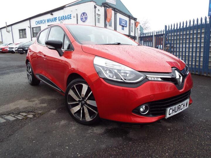 Renault CLIO 0.9 TCe Dynamique S MediaNav Euro 5 (s/s) 5dr Renault CLIO 0.9 TCe Dynamique S MediaNav Euro 5 (s/s) 5dr