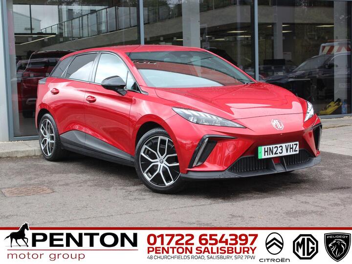 MG MG4 64kWh Trophy Long Range Auto 5dr