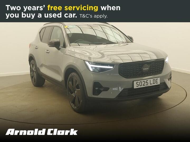 Volvo XC40 2.0 B3 MHEV Plus Black Edition DCT Auto Euro 6 (s/s) 5dr