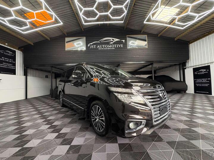 Nissan Elgrand 250 HIGHWAY STAR S