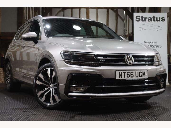 Volkswagen Tiguan 2.0 TDI BlueMotion Tech R-Line DSG 4Motion Euro 6 (s/s) 5dr