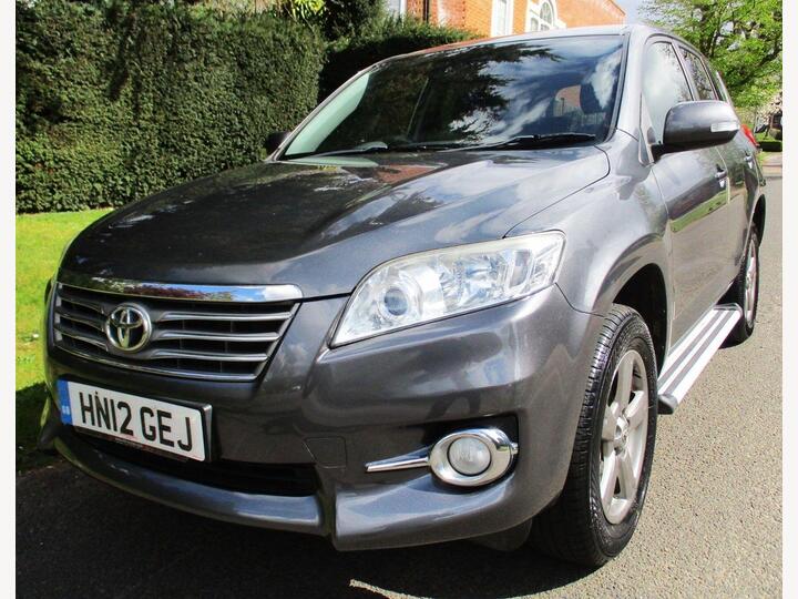 Toyota RAV4 2.0 V-Matic XT-R Multidrive S 4WD Euro 5 5dr