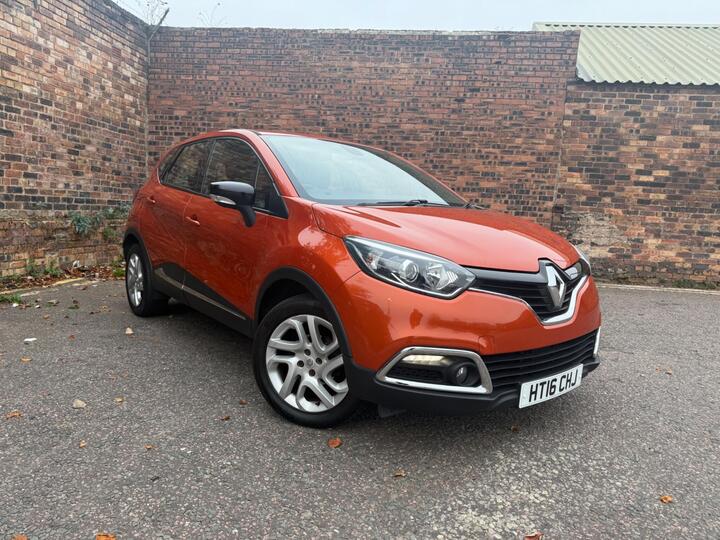 Renault Captur 0.9 TCe ENERGY Dynamique Nav Euro 6 (s/s) 5dr Renault Captur 0.9 TCe ENERGY Dynamique Nav Euro 6 (s/s) 5dr