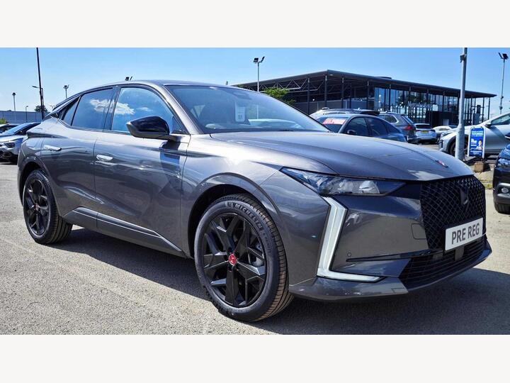 DS AUTOMOBILES DS 4 1.6 E-TENSE 12.4kWh Performance Line EAT8 Euro 6 (s/s) 5dr DS AUTOMOBILES DS 4 1.6 E-TENSE 12.4kWh Performance Line EAT8 Euro 6 (s/s) 5dr