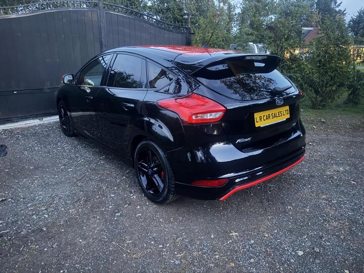 Ford Focus 1.5T EcoBoost Zetec S Black Edition Euro 6 (s/s) 5dr