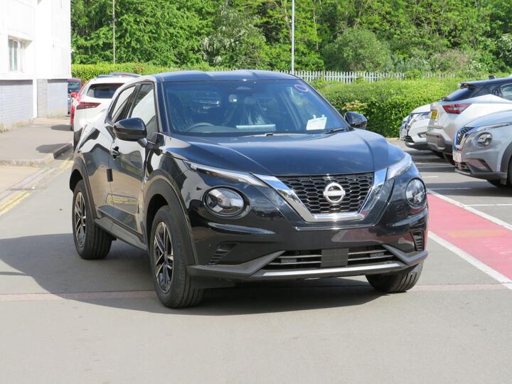 Nissan Juke 1.0 DIG-T N-Connecta Euro 6 (s/s) 5dr