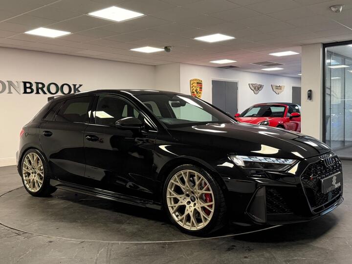 Audi RS3 2.5 TFSI Carbon Vorsprung Sportback S Tronic Quattro Euro 6 (s/s) 5dr