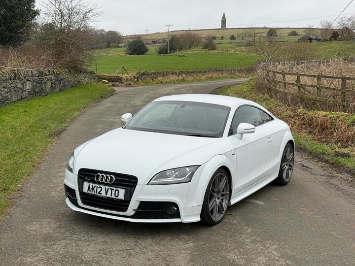 Audi TT 2.0 TDI Black Edition S Tronic Quattro Euro 5 3dr