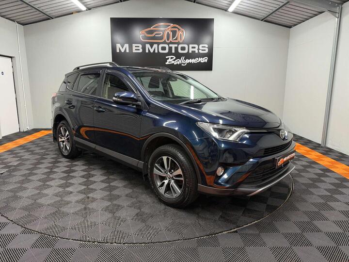 Toyota RAV4 2.0 D-4D Business Edition Euro 6 (s/s) 5dr (Safety Sense, Nav)