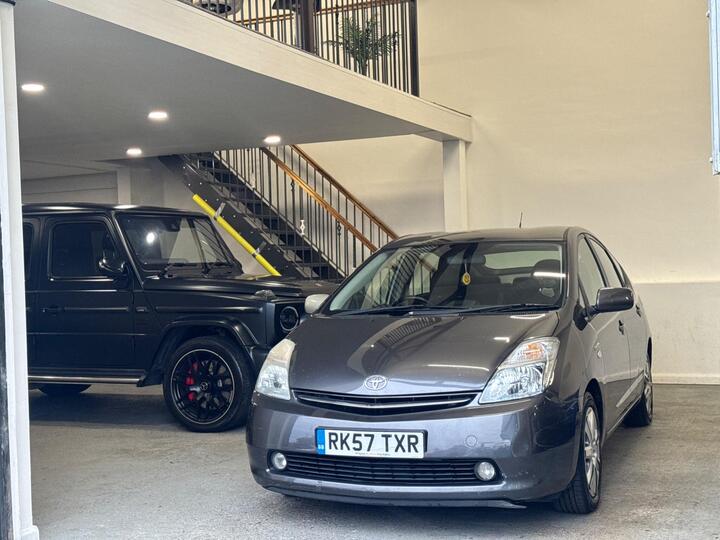 Toyota Prius 1.5 T Spirit CVT 5dr