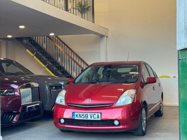 Toyota Prius 1.5 T Spirit CVT 5dr