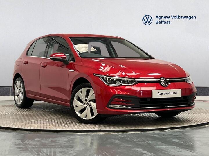 Volkswagen Golf 1.5 TSI Style Euro 6 (s/s) 5dr Volkswagen Golf 1.5 TSI Style Euro 6 (s/s) 5dr