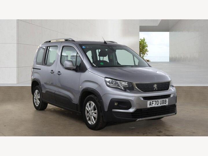 Peugeot Rifter 1.5 BlueHDi Allure Standard MPV Euro 6 (s/s) 5dr Peugeot Rifter 1.5 BlueHDi Allure Standard MPV Euro 6 (s/s) 5dr