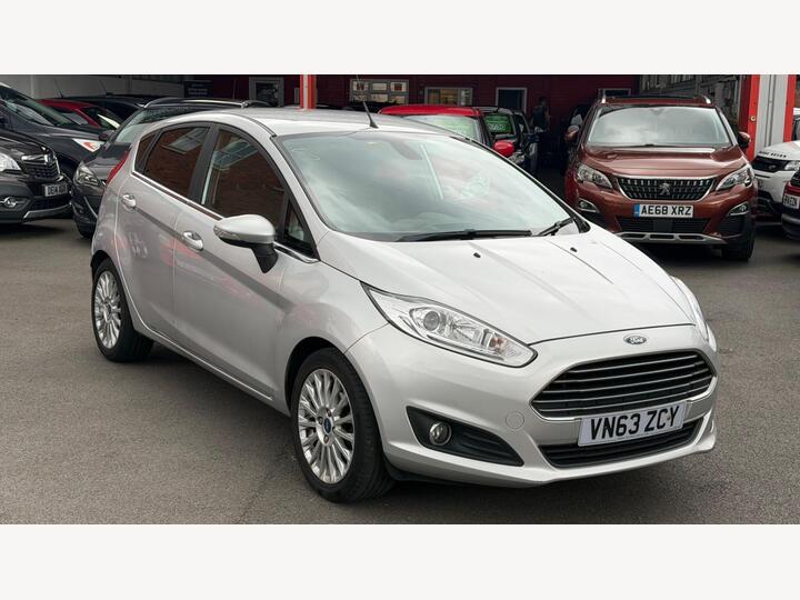 Ford Fiesta 1.0T EcoBoost Titanium Euro 5 (s/s) 5dr