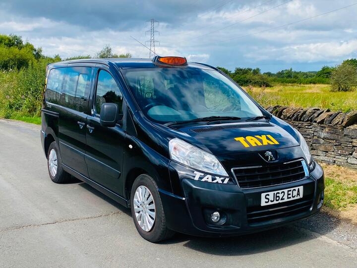 Peugeot Expert Tepee 2.0 HDi Comfort L1 5dr (5/6 Seats)