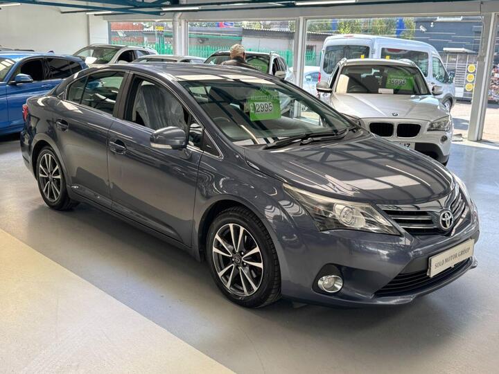 Toyota Avensis 2.2 D-4D Icon Euro 5 4dr