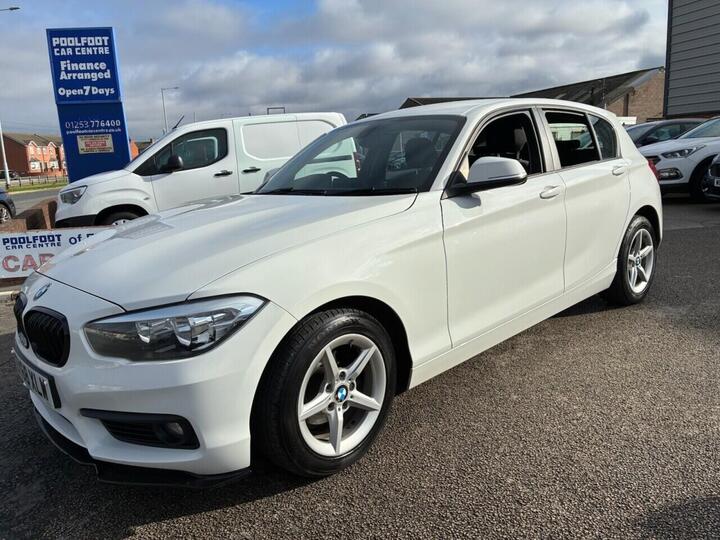 BMW 1 SERIES 1.5 118i SE Euro 6 (s/s) 5dr