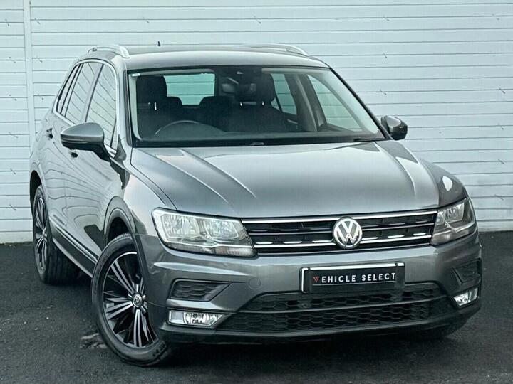 Volkswagen TIGUAN 2.0 TDI BlueMotion Tech SE Navigation Euro 6 (s/s) 5dr