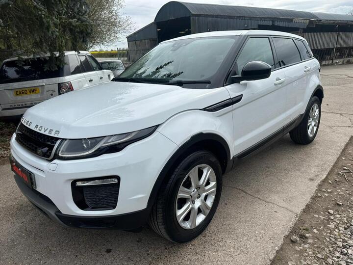 Land Rover RANGE ROVER EVOQUE 2.0 ED4 SE Tech FWD Euro 6 (s/s) 5dr Land Rover RANGE ROVER EVOQUE 2.0 ED4 SE Tech FWD Euro 6 (s/s) 5dr