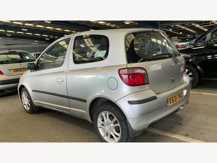 Toyota Yaris 1.3 VVT-i 16v GLS 3dr