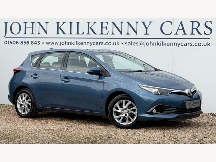 Toyota Auris 1.2 VVT-i Icon Euro 6 (s/s) 5dr Toyota Auris 1.2 VVT-i Icon Euro 6 (s/s) 5dr