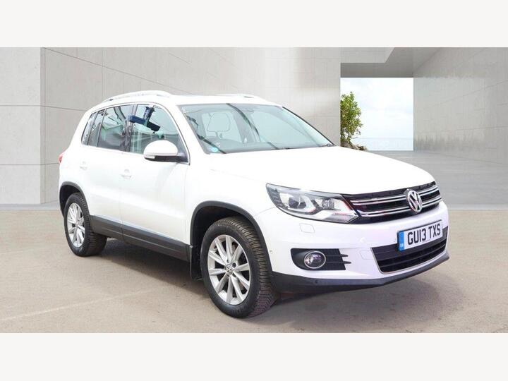 Volkswagen Tiguan 2.0 TDI BlueMotion Tech SE DSG 4WD Euro 5 (s/s) 5dr