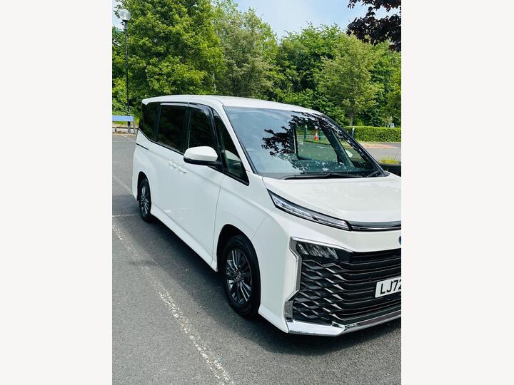 Toyota Voxy N/A