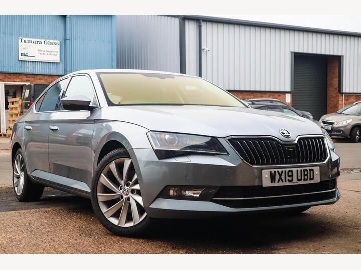 Skoda Superb 1.5 TSI ACT SE L Executive DSG Euro 6 (s/s) 5dr Skoda Superb 1.5 TSI ACT SE L Executive DSG Euro 6 (s/s) 5dr