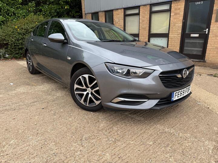 Vauxhall Insignia 1.6 Turbo D EcoTEC Design Grand Sport Euro 6 (s/s) 5dr Vauxhall Insignia 1.6 Turbo D EcoTEC Design Grand Sport Euro 6 (s/s) 5dr